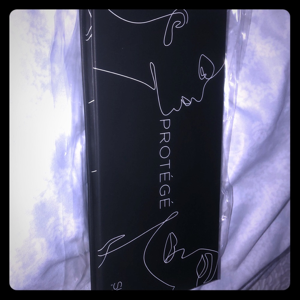 Suva protege beauty palette